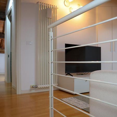 Cindy House - Centro Storico Apartment Басано дел Грапа Екстериор снимка