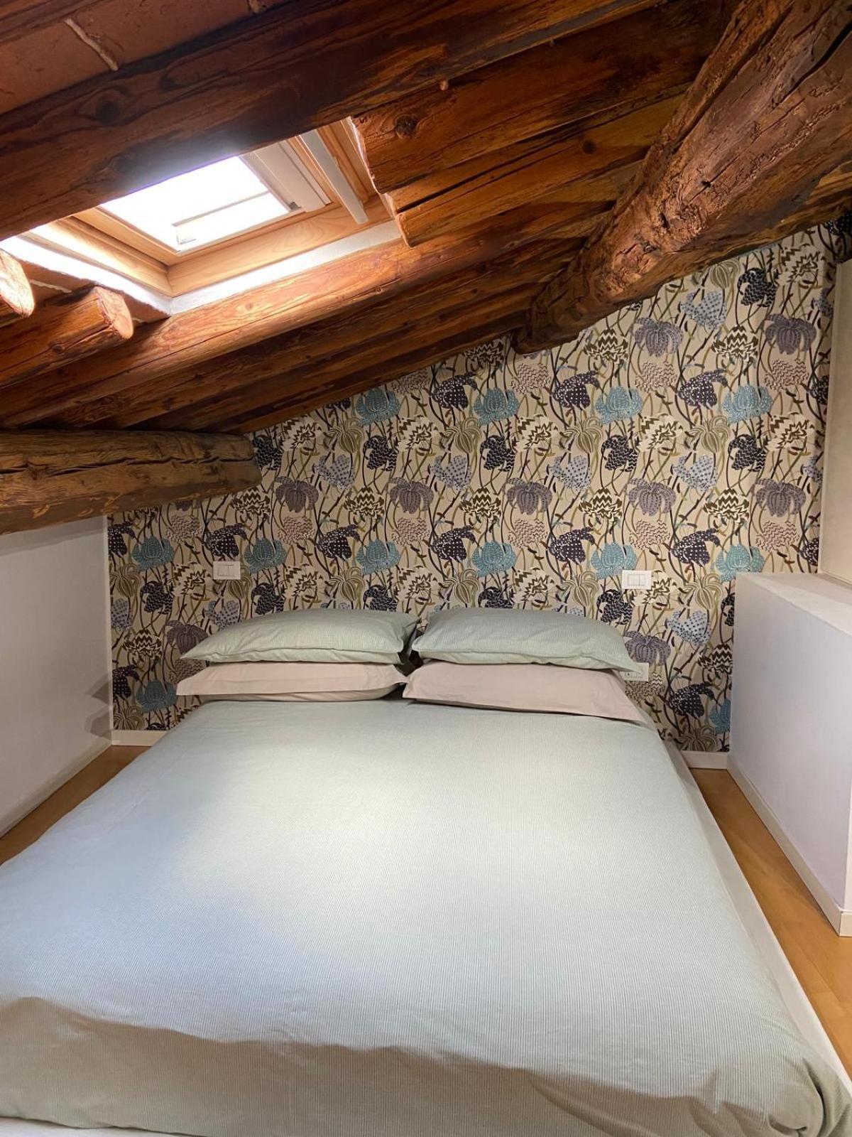 Cindy House - Centro Storico Apartment Басано дел Грапа Екстериор снимка