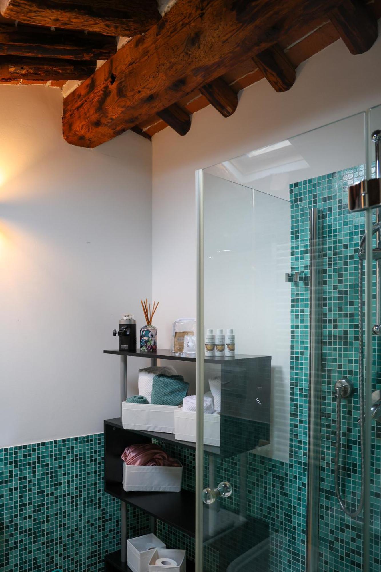 Cindy House - Centro Storico Apartment Басано дел Грапа Екстериор снимка